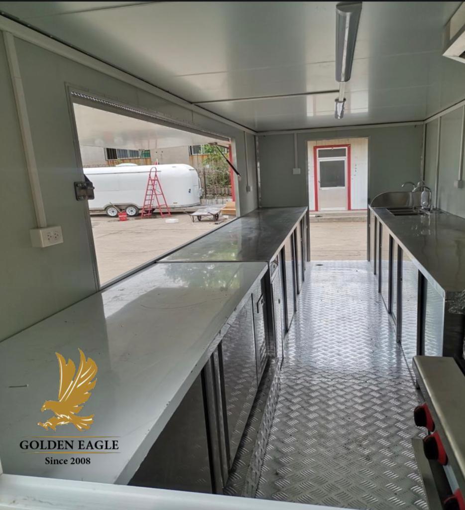 NITROGEN FOOD TRUCK - internal view